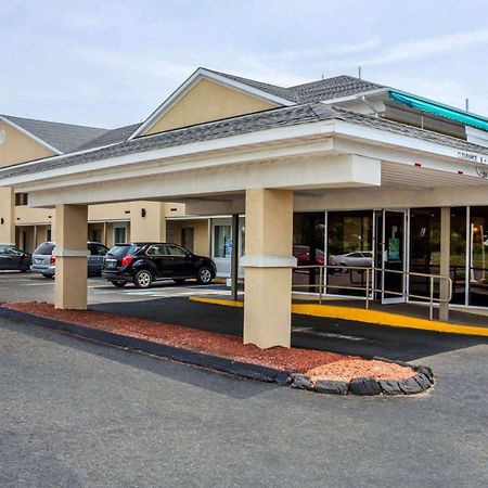 Quality Inn Waterbury Exterior foto