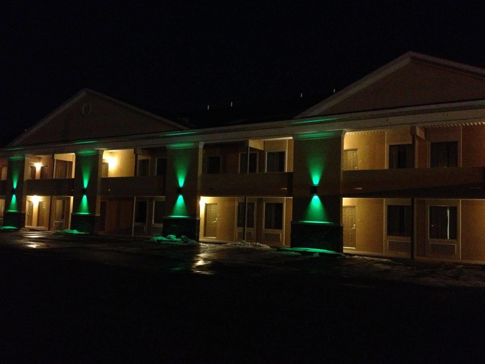 Quality Inn Waterbury Exterior foto